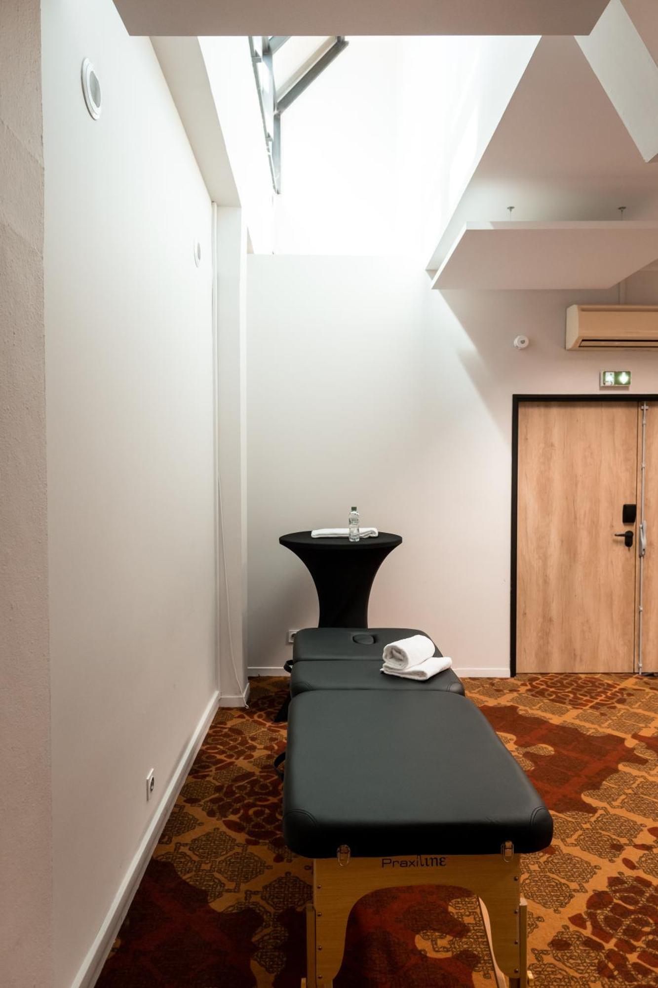 Ibis Styles Albi Centre Le Theatro Hotel Exterior photo